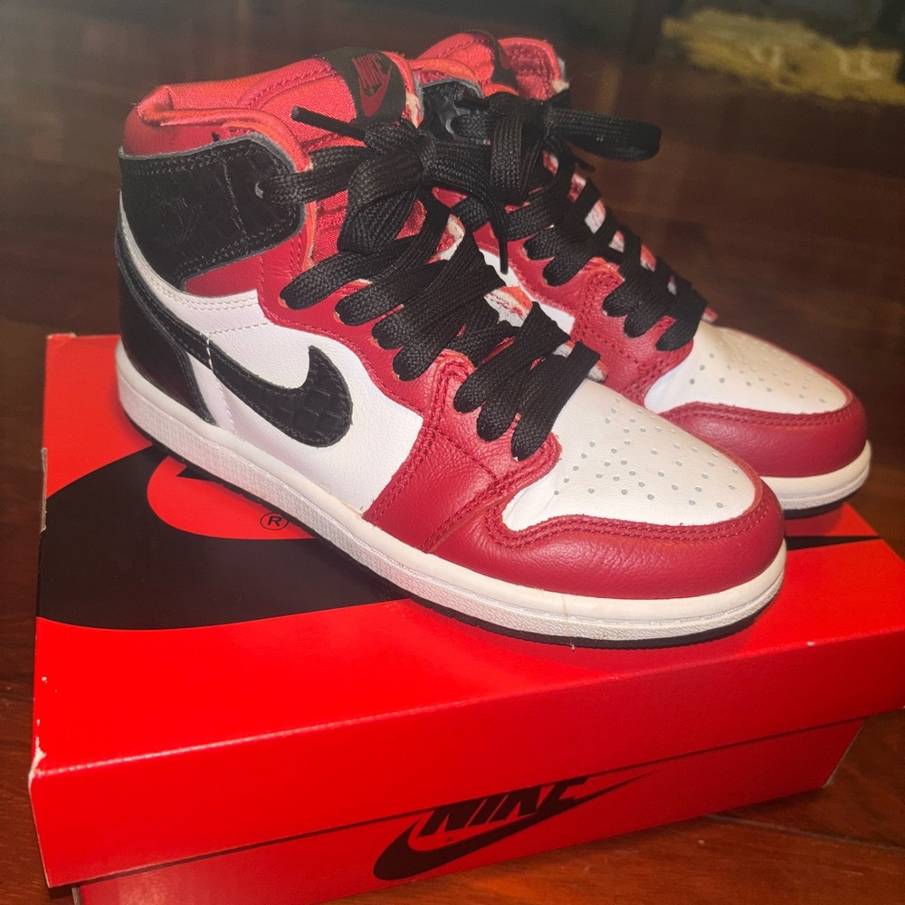 Boys Jordan High 1 OG